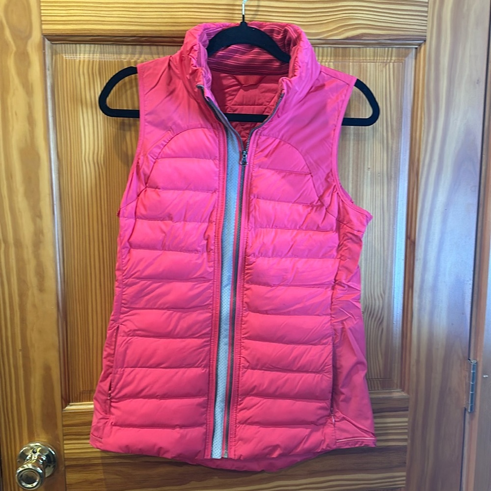 Lululemon Fluffed Up Vest Sz 8